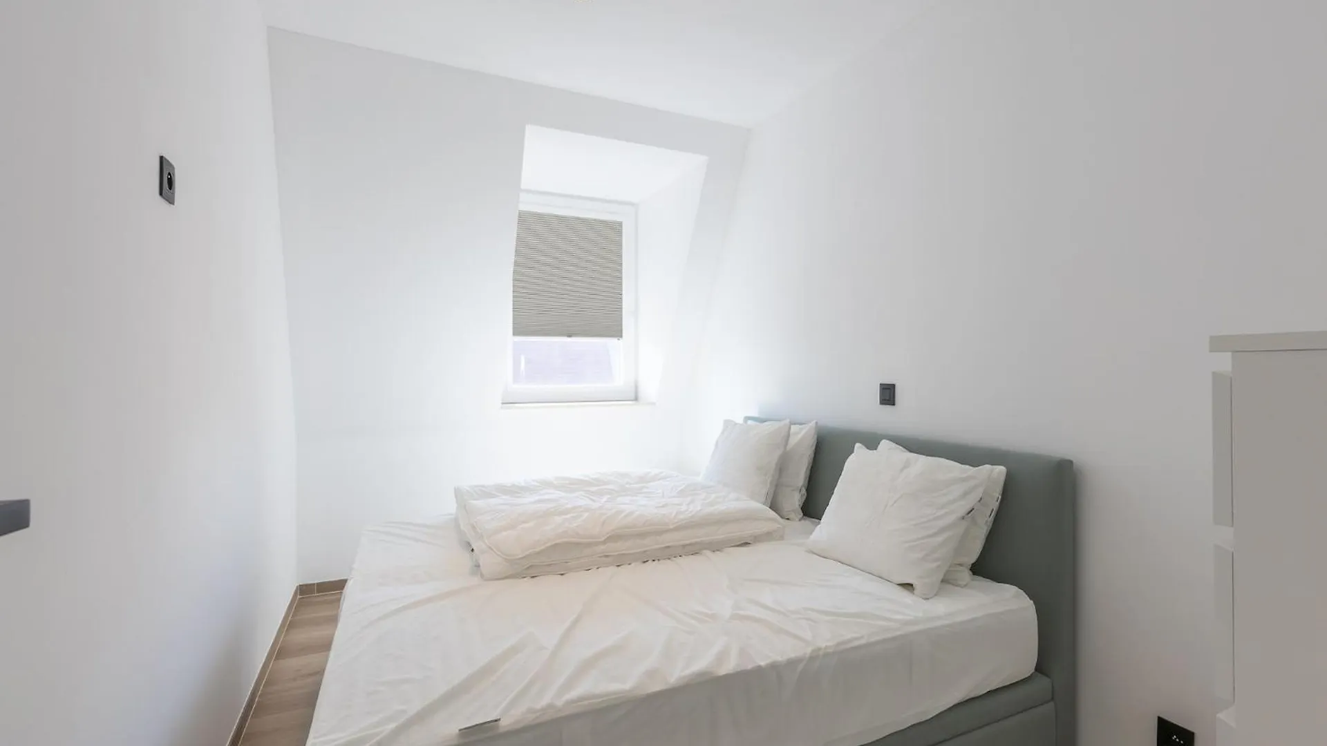 Apartment In Middelkerke With Sun Terrace