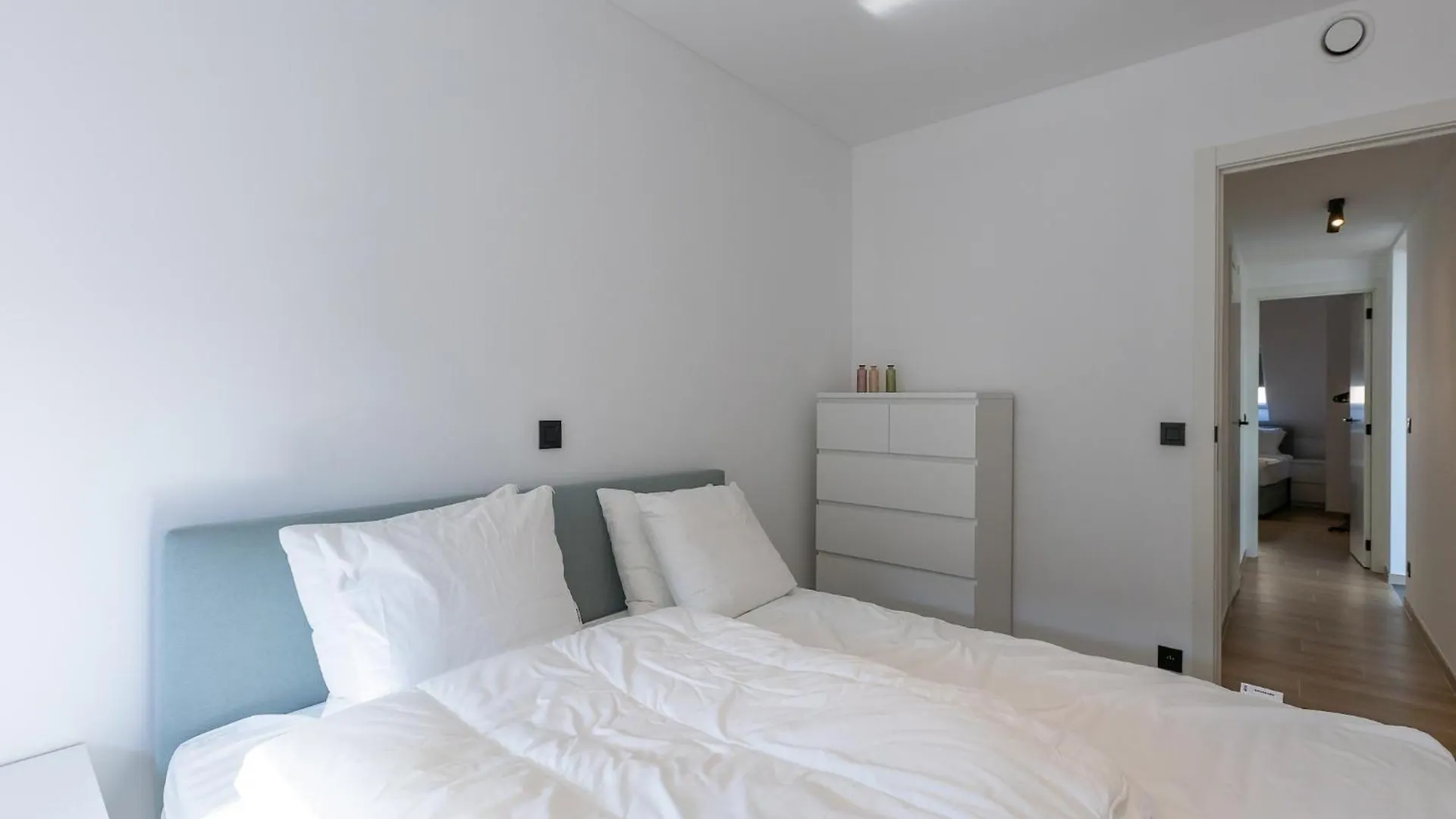 Apartment In Middelkerke With Sun Terrace